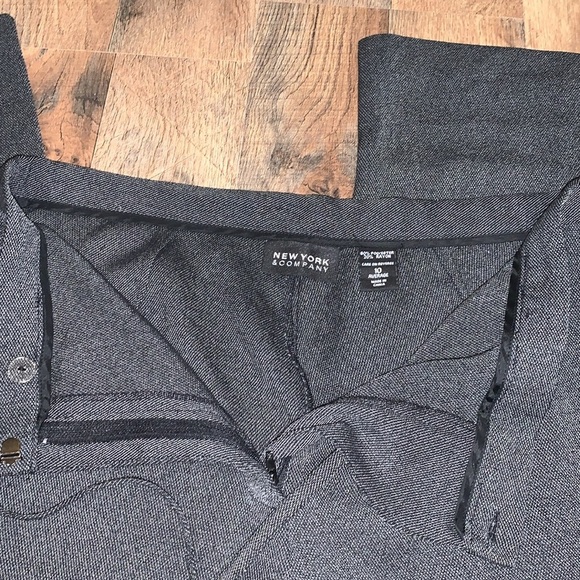 New York & Company High Waist Wide Leg Pants. Size 10 - Picture 4 of 7